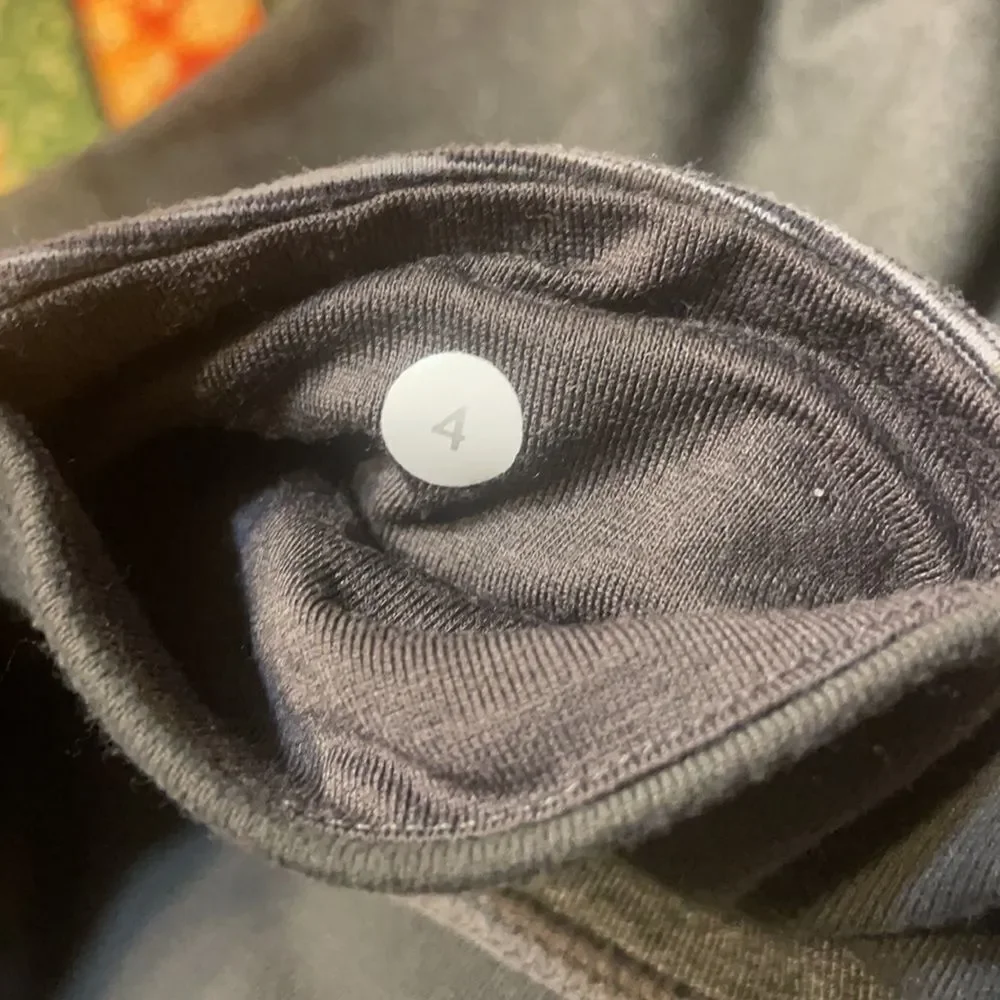 lululemon athletica waist 13
